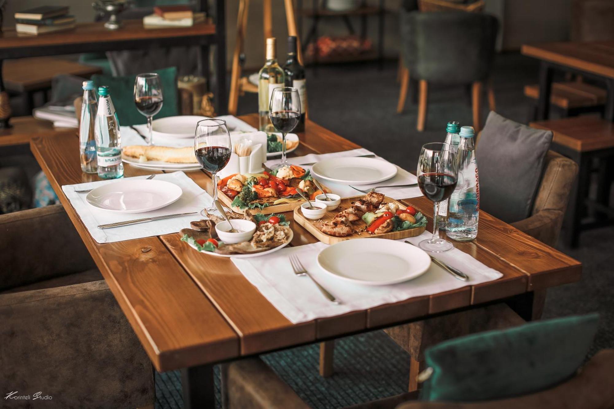Alpine Lounge Boutique Hotel Казбеги Экстерьер фото