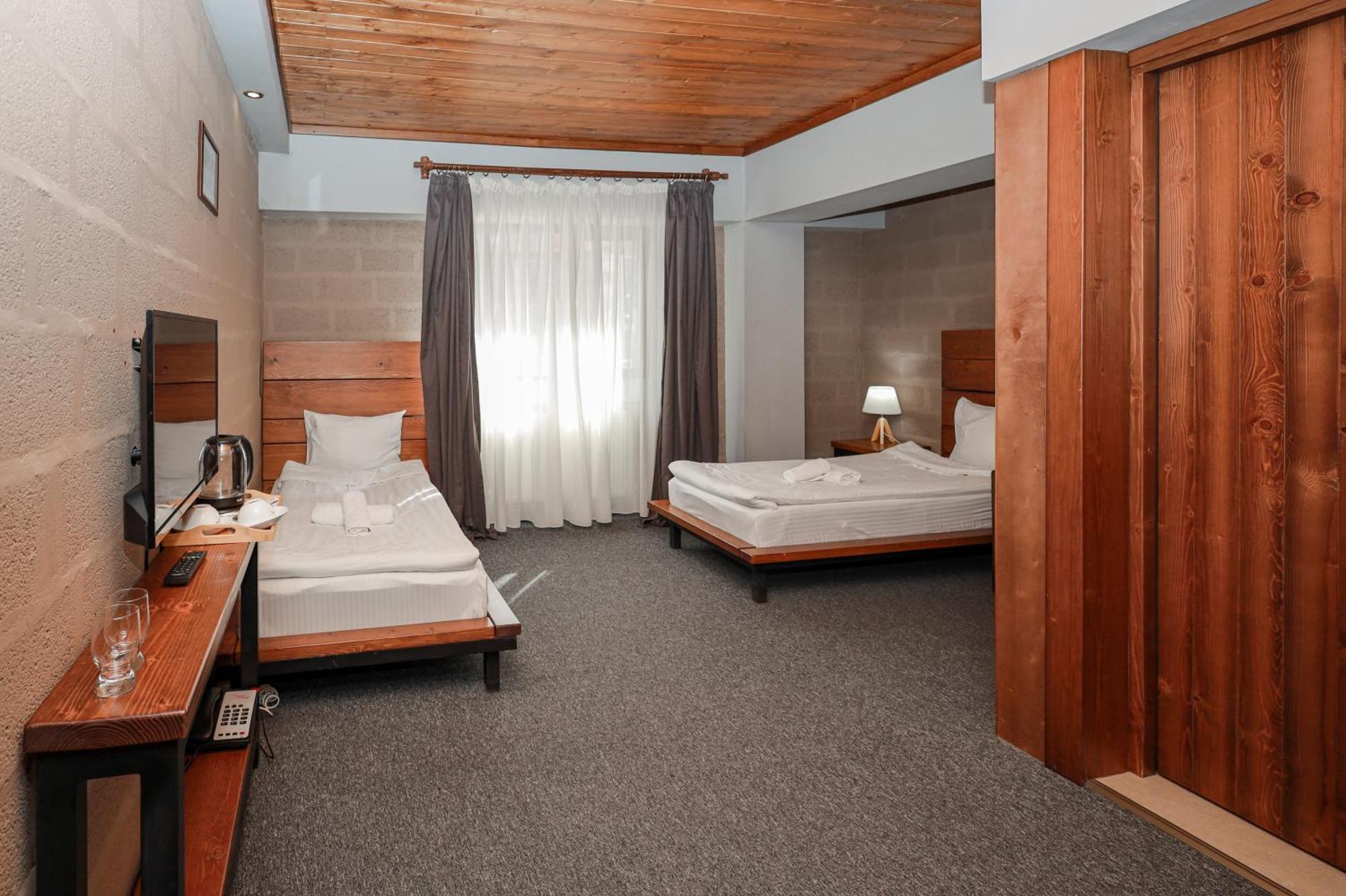Alpine Lounge Boutique Hotel Казбеги Экстерьер фото