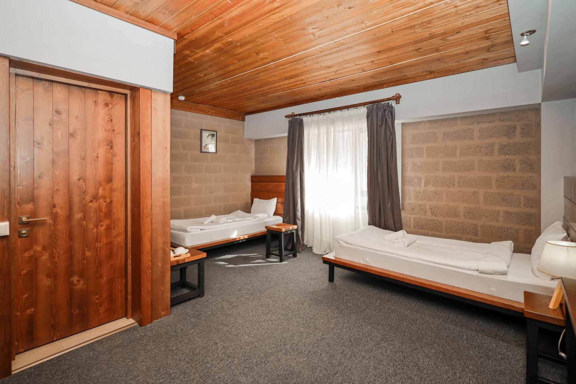 Alpine Lounge Boutique Hotel Казбеги Экстерьер фото